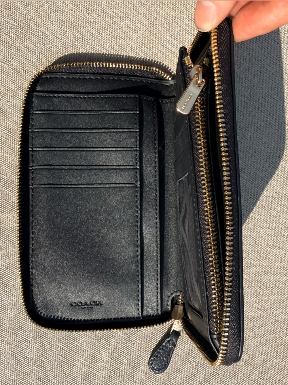Coach Black Pebbled Leather Double Zip Wallet Gold Hardware - Picture 6 of 7
